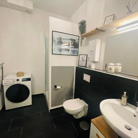 Apartment Modern * Gemuetlich * Nespresso * Terrasse * Netflix *