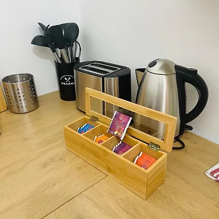 Modern * Gemuetlich * Nespresso * Terrasse * Netflix アパート ドゥイスブルグ
